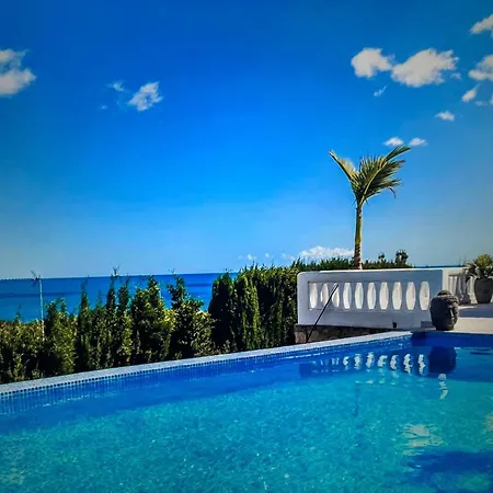 Exclusiva Con Vistas Panorámicas Al Mar En Rotas – * Denia
