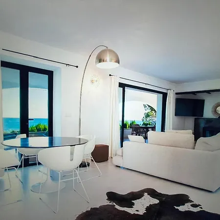 Exclusiva Con Vistas Panorámicas Al Mar En Rotas – Chalet *